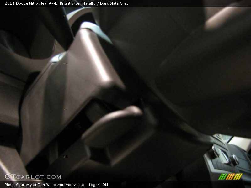 Bright Silver Metallic / Dark Slate Gray 2011 Dodge Nitro Heat 4x4