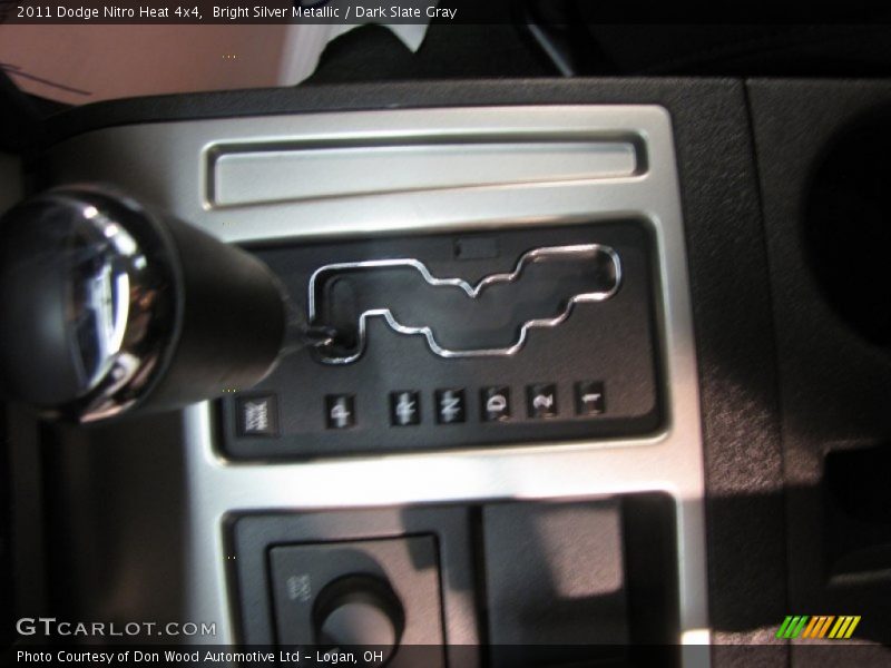 Bright Silver Metallic / Dark Slate Gray 2011 Dodge Nitro Heat 4x4