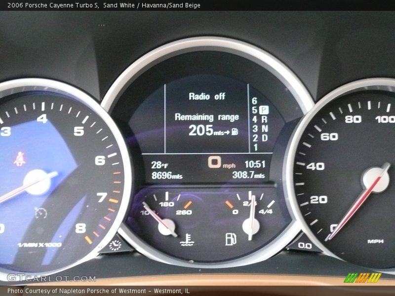 Sand White / Havanna/Sand Beige 2006 Porsche Cayenne Turbo S