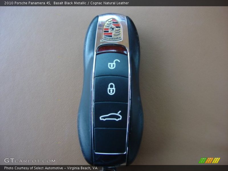 Keys of 2010 Panamera 4S