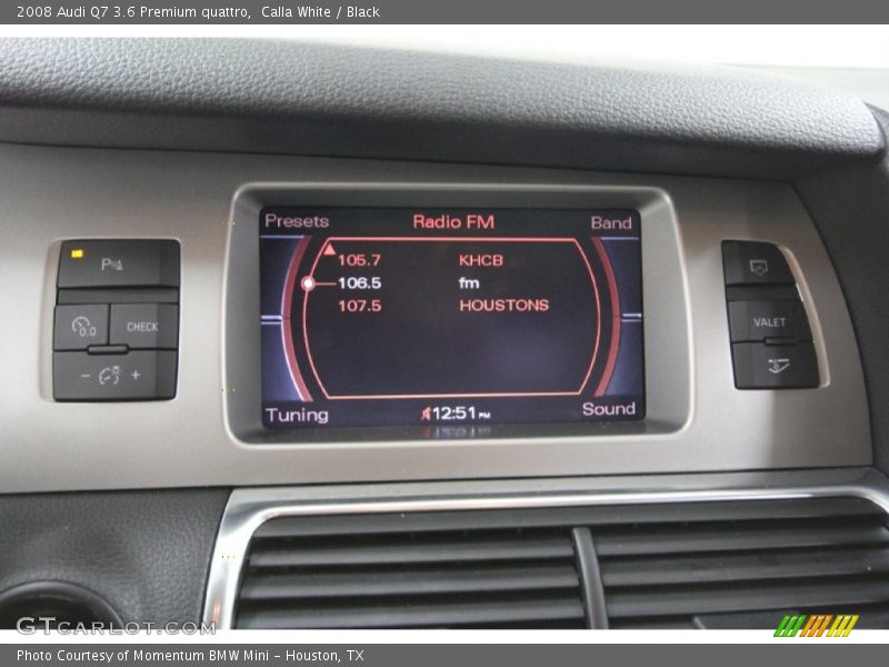 Calla White / Black 2008 Audi Q7 3.6 Premium quattro