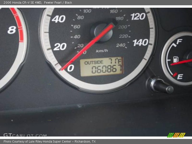 Pewter Pearl / Black 2006 Honda CR-V SE 4WD