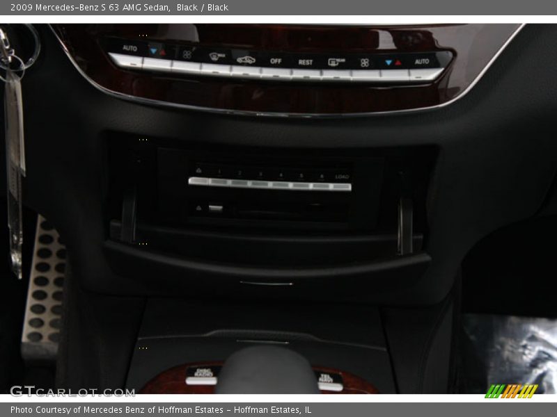 Black / Black 2009 Mercedes-Benz S 63 AMG Sedan