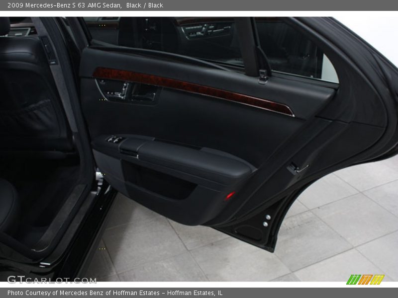 Black / Black 2009 Mercedes-Benz S 63 AMG Sedan