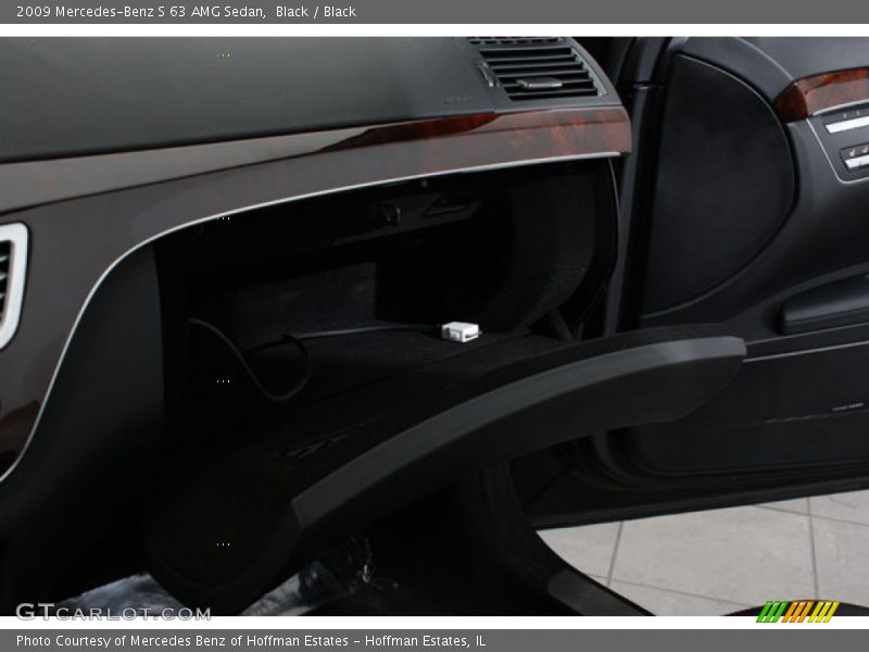 Black / Black 2009 Mercedes-Benz S 63 AMG Sedan