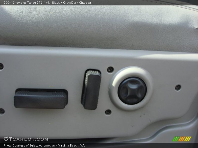 Black / Gray/Dark Charcoal 2004 Chevrolet Tahoe Z71 4x4