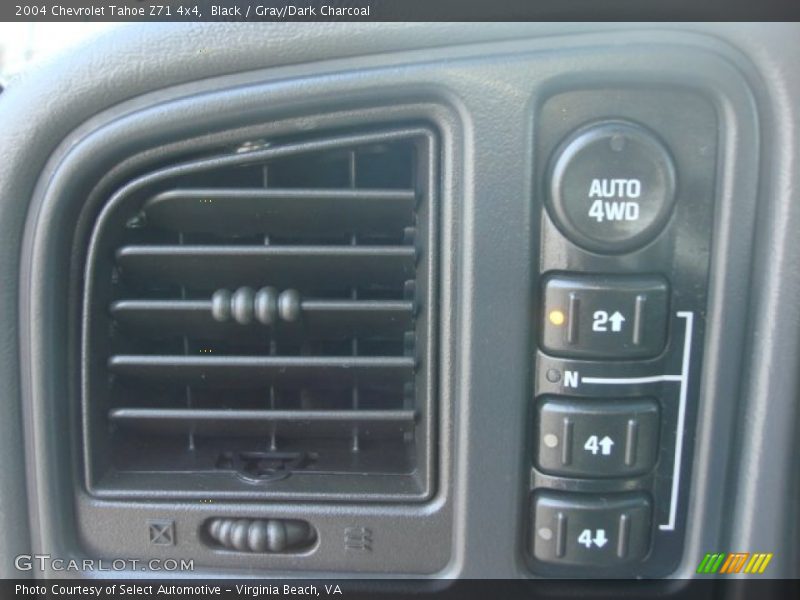 Black / Gray/Dark Charcoal 2004 Chevrolet Tahoe Z71 4x4