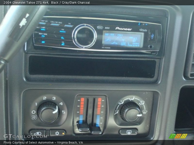Black / Gray/Dark Charcoal 2004 Chevrolet Tahoe Z71 4x4