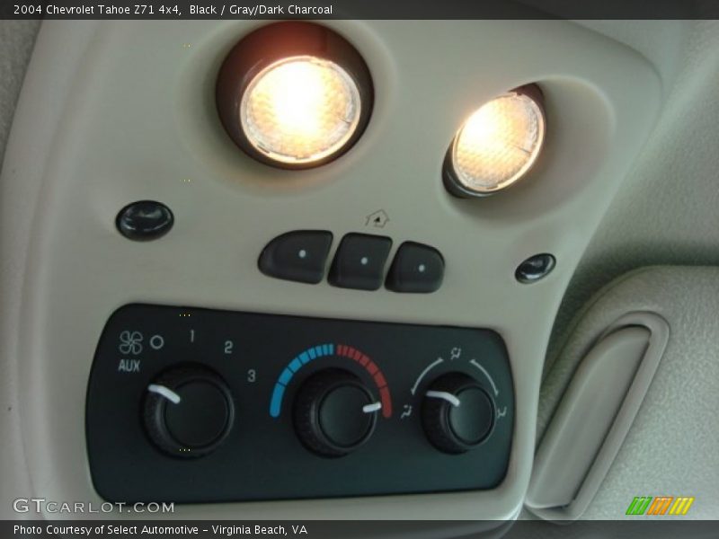 Black / Gray/Dark Charcoal 2004 Chevrolet Tahoe Z71 4x4