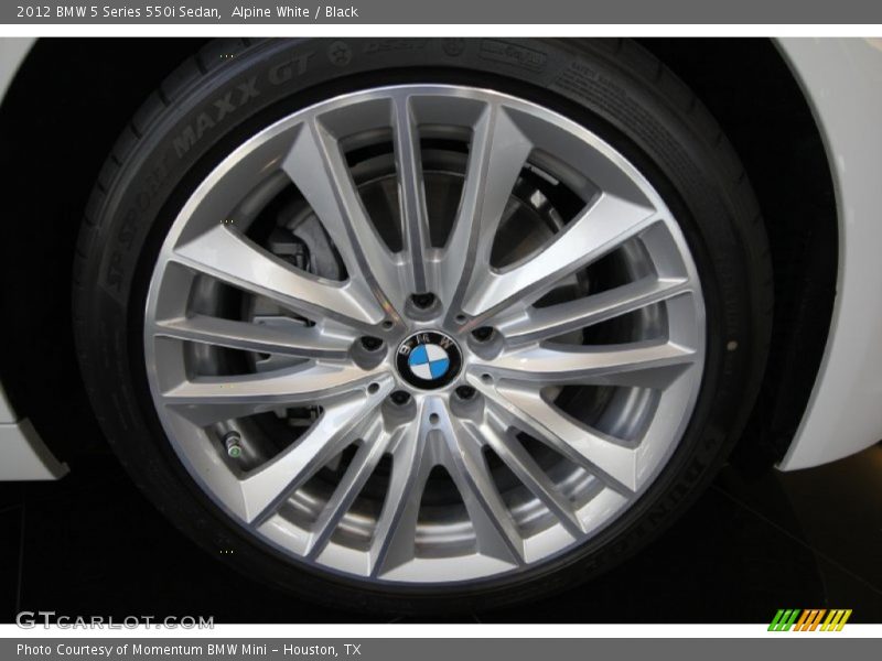 Alpine White / Black 2012 BMW 5 Series 550i Sedan