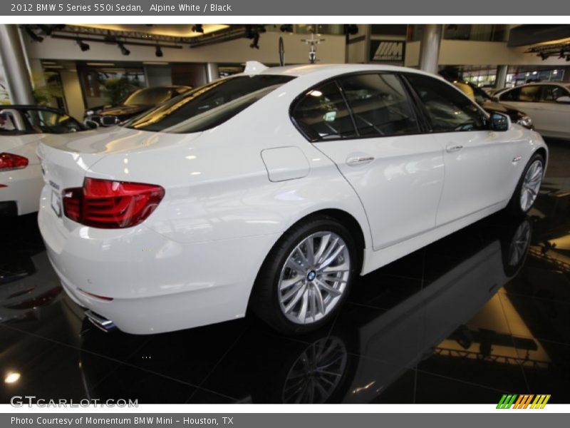 Alpine White / Black 2012 BMW 5 Series 550i Sedan