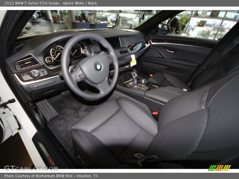 Alpine White / Black 2012 BMW 5 Series 550i Sedan