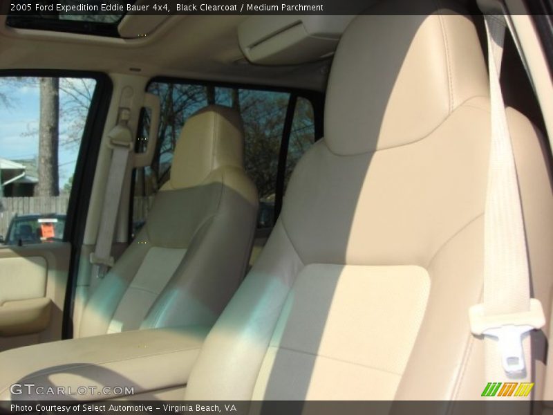 Black Clearcoat / Medium Parchment 2005 Ford Expedition Eddie Bauer 4x4