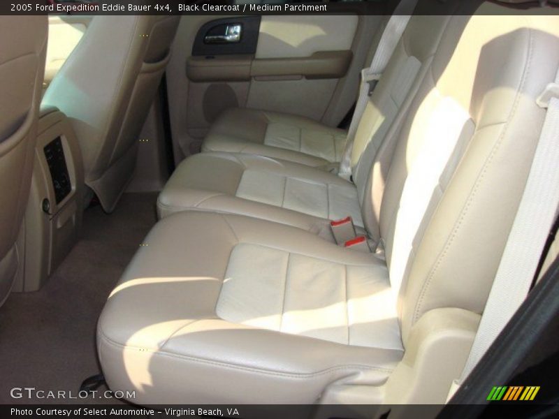 Black Clearcoat / Medium Parchment 2005 Ford Expedition Eddie Bauer 4x4