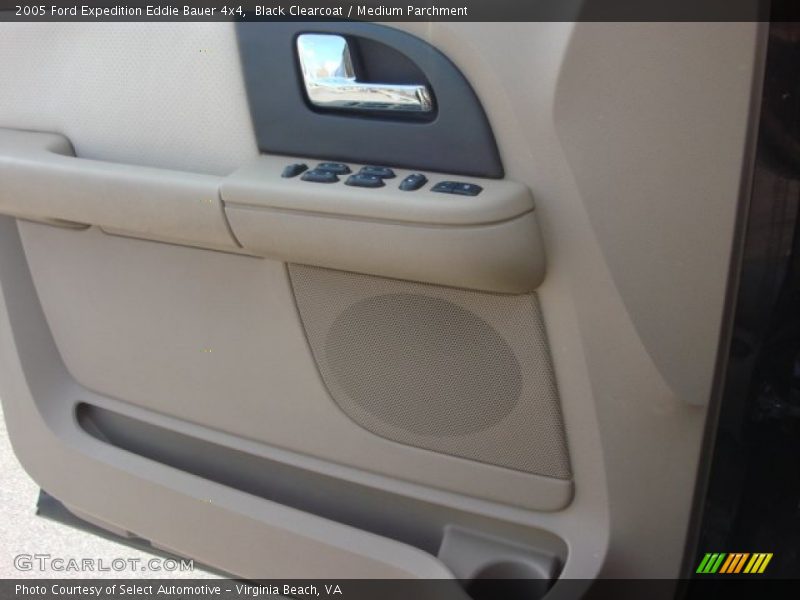Black Clearcoat / Medium Parchment 2005 Ford Expedition Eddie Bauer 4x4