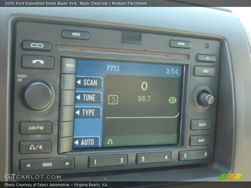 Black Clearcoat / Medium Parchment 2005 Ford Expedition Eddie Bauer 4x4