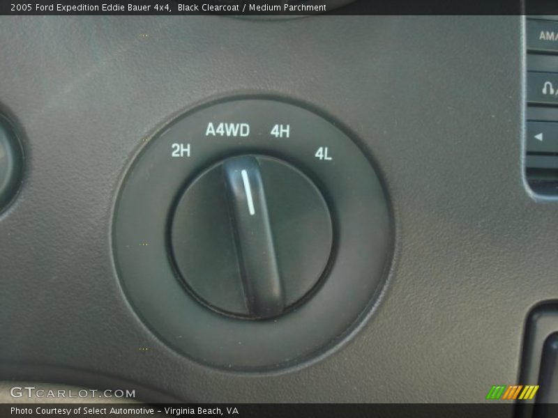Black Clearcoat / Medium Parchment 2005 Ford Expedition Eddie Bauer 4x4