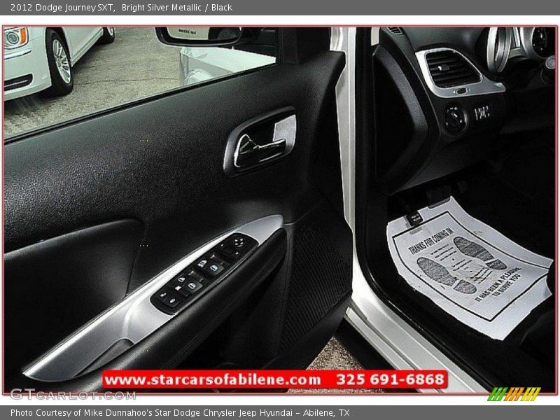 Bright Silver Metallic / Black 2012 Dodge Journey SXT