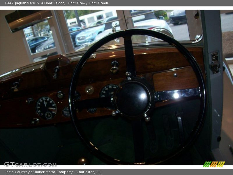 Light Grey / Light Green 1947 Jaguar Mark IV 4 Door Saloon