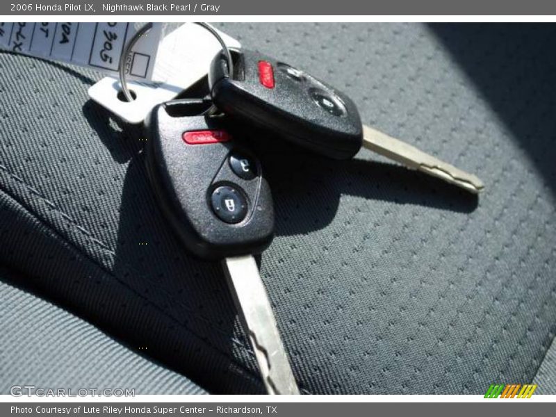 Nighthawk Black Pearl / Gray 2006 Honda Pilot LX