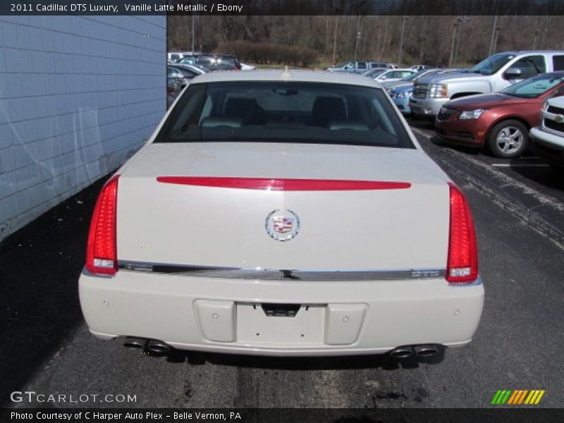 Vanille Latte Metallic / Ebony 2011 Cadillac DTS Luxury