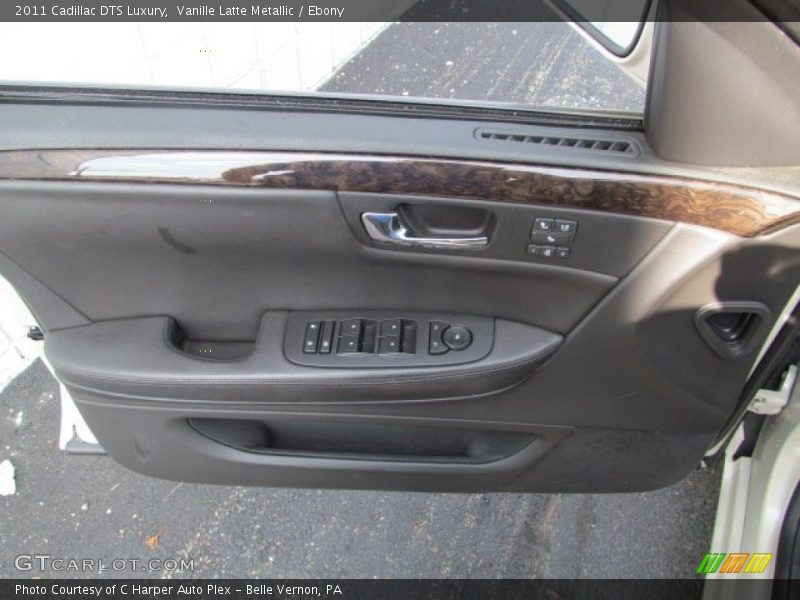 Vanille Latte Metallic / Ebony 2011 Cadillac DTS Luxury