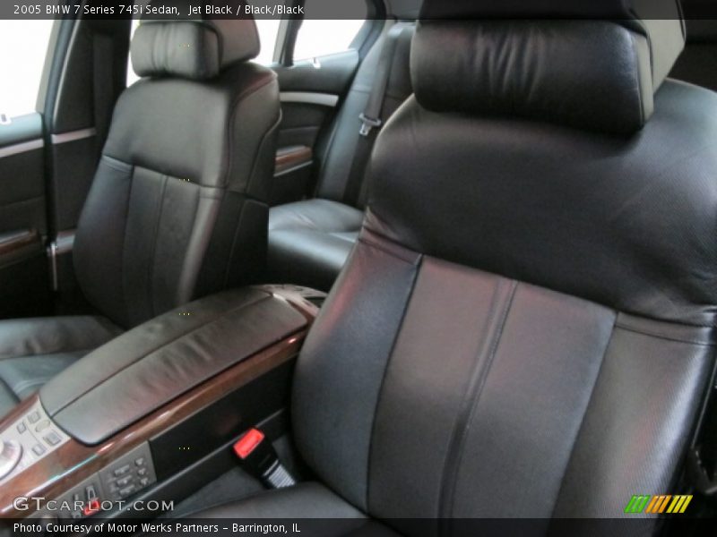Jet Black / Black/Black 2005 BMW 7 Series 745i Sedan