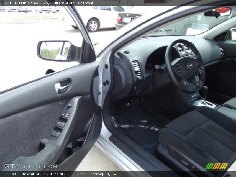 Brilliant Silver / Charcoal 2011 Nissan Altima 2.5 S