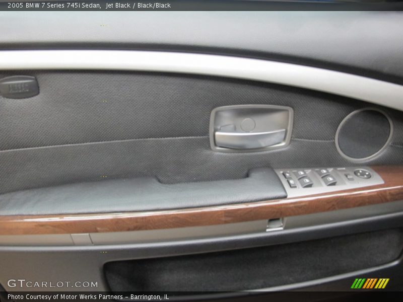 Jet Black / Black/Black 2005 BMW 7 Series 745i Sedan