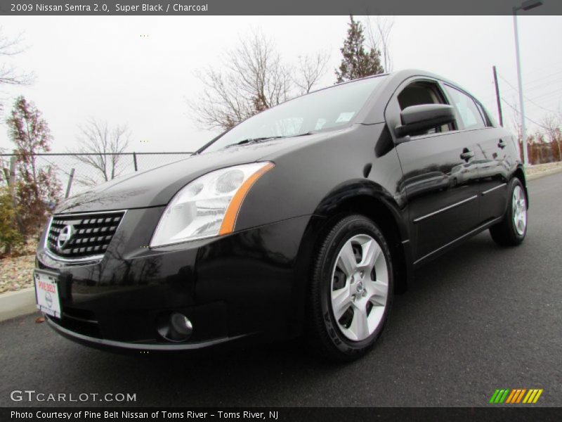 Super Black / Charcoal 2009 Nissan Sentra 2.0