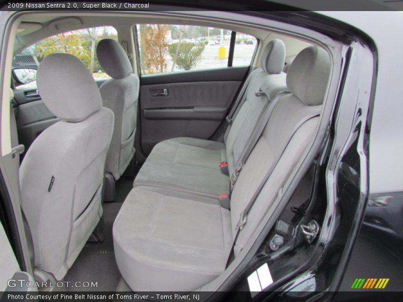  2009 Sentra 2.0 Charcoal Interior