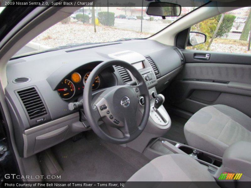  2009 Sentra 2.0 Charcoal Interior