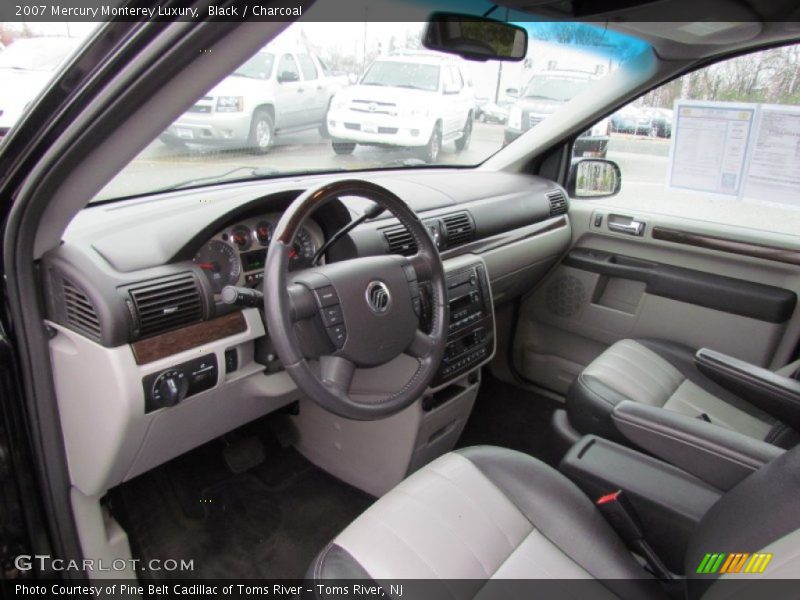  2007 Monterey Luxury Charcoal Interior