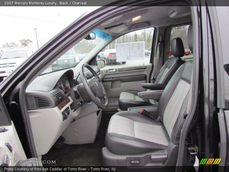  2007 Monterey Luxury Charcoal Interior