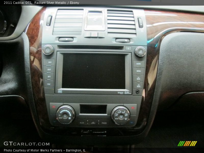 Radiant Silver Metallic / Ebony 2011 Cadillac DTS
