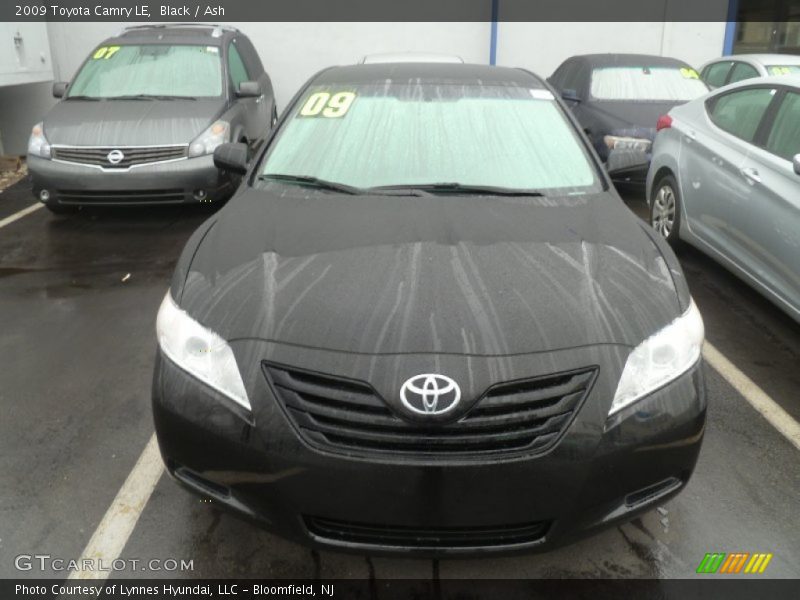 Black / Ash 2009 Toyota Camry LE