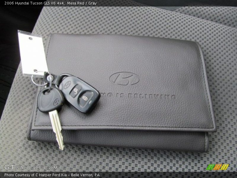 Keys of 2006 Tucson GLS V6 4x4