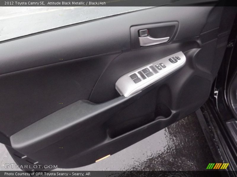Attitude Black Metallic / Black/Ash 2012 Toyota Camry SE