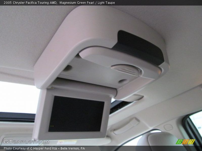 Magnesium Green Pearl / Light Taupe 2005 Chrysler Pacifica Touring AWD