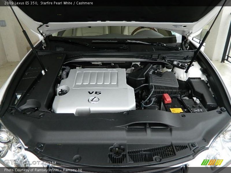 Starfire Pearl White / Cashmere 2009 Lexus ES 350
