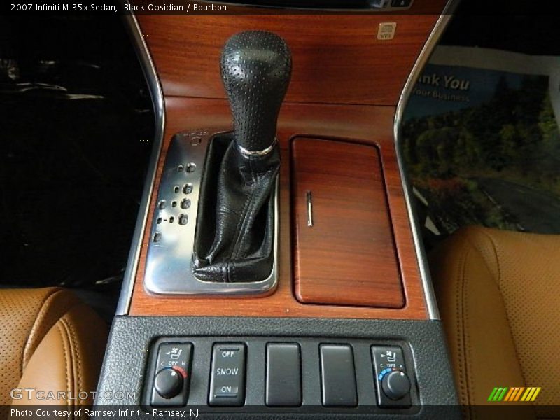  2007 M 35x Sedan 5 Speed Automatic Shifter