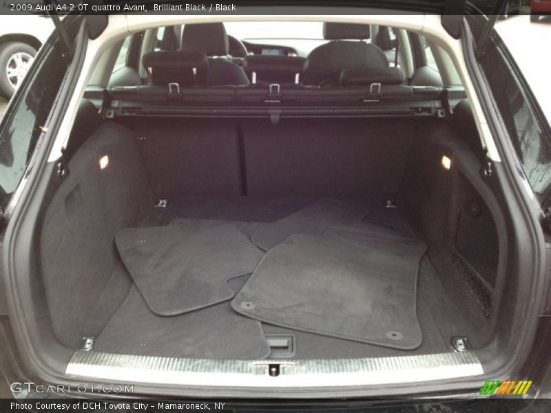  2009 A4 2.0T quattro Avant Trunk