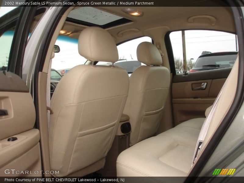 Spruce Green Metallic / Medium Parchment 2002 Mercury Sable LS Premium Sedan