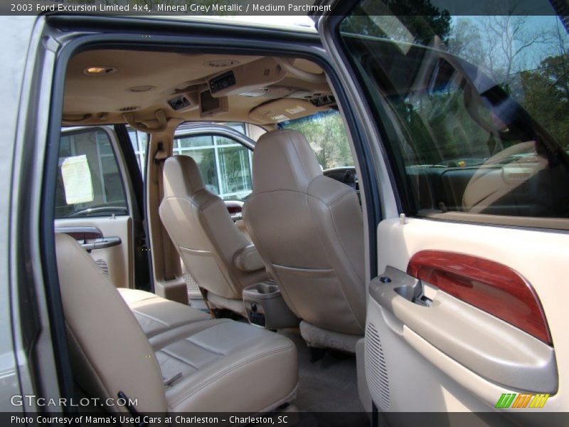 2003 Excursion Limited 4x4 Medium Parchment Interior