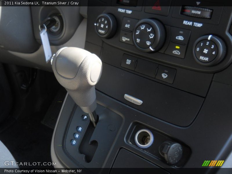 Titanium Silver / Gray 2011 Kia Sedona LX