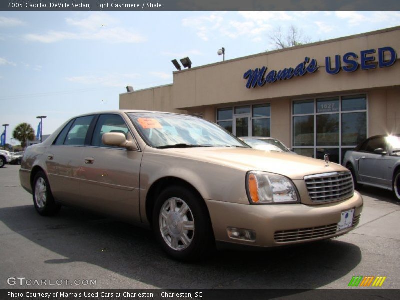 Light Cashmere / Shale 2005 Cadillac DeVille Sedan