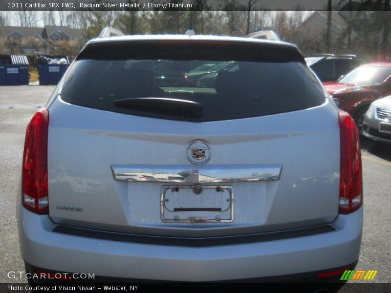 Radiant Silver Metallic / Ebony/Titanium 2011 Cadillac SRX FWD