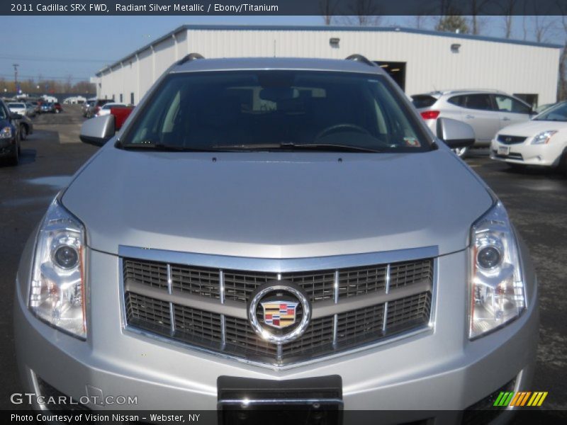 Radiant Silver Metallic / Ebony/Titanium 2011 Cadillac SRX FWD