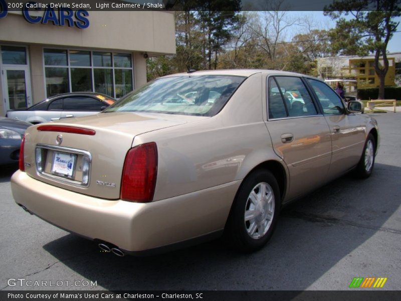 Light Cashmere / Shale 2005 Cadillac DeVille Sedan