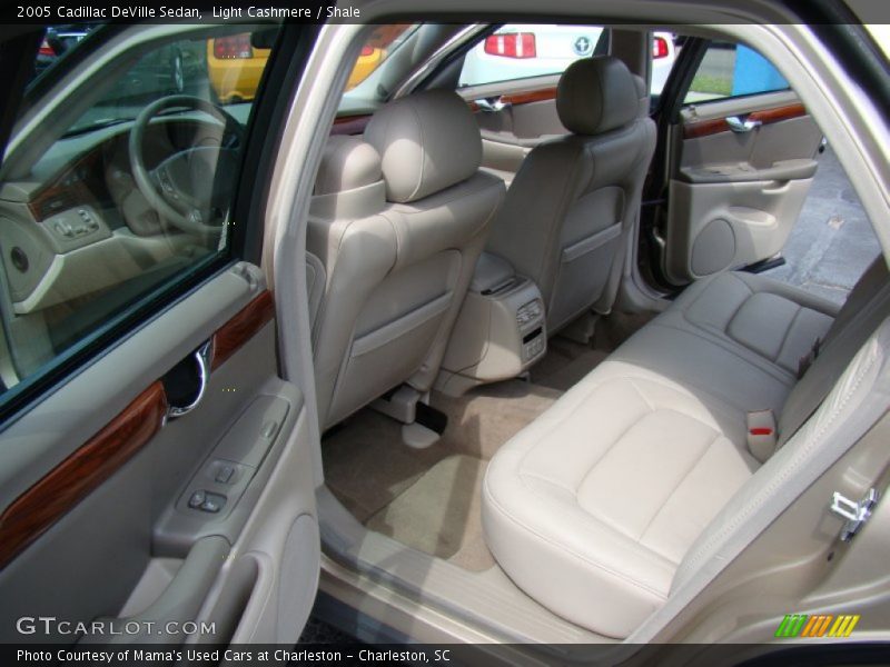 Light Cashmere / Shale 2005 Cadillac DeVille Sedan